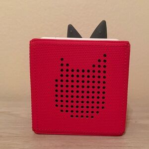 Original red Toni Box red